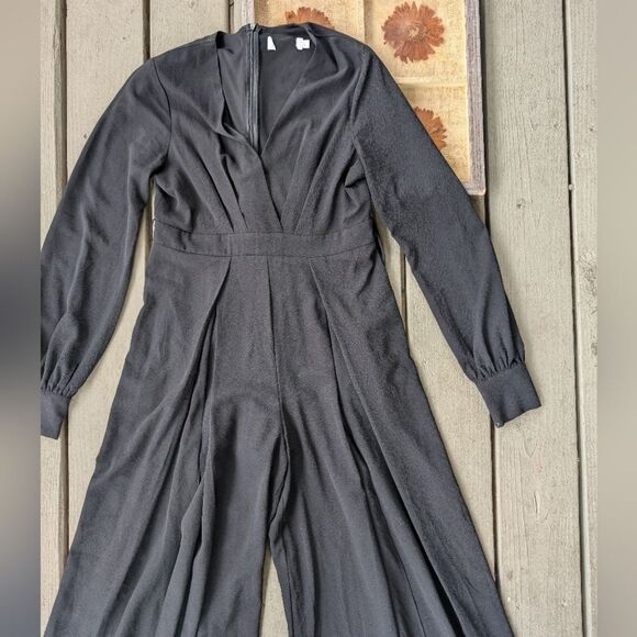 Petal & Pup Black Pleated Wide‎ Leg Jumpsuit L Long Sleeve - Picture 4 of 6